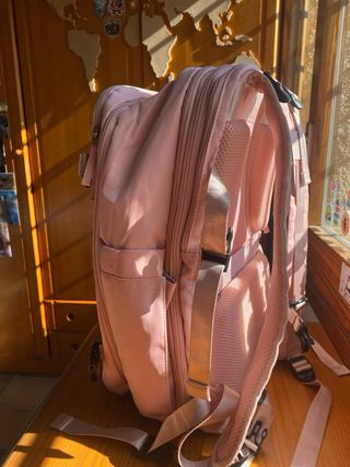 Mochila cabina avión rosa