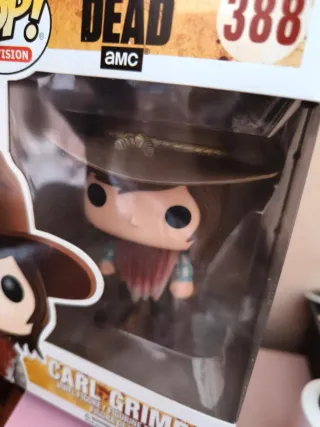 Funko Pop The Walking Dead Carl Grimes #388