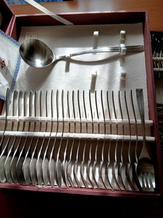 Set Posate Gottinghen 12 Persone  pezzi 73