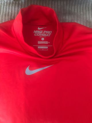 Camiseta Nike Pro Roja Manga Larga