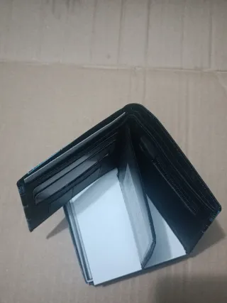 Cartera Billetera Piel Negra y Azul