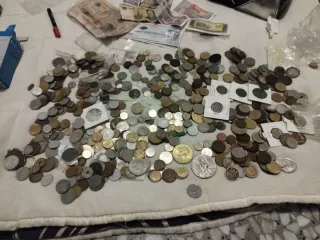 Monedas y Billetes Colección Variada