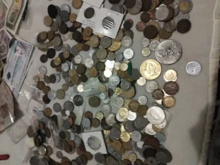 Monedas y Billetes Colección Variada