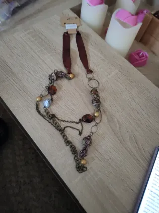 Collana da donna con perline