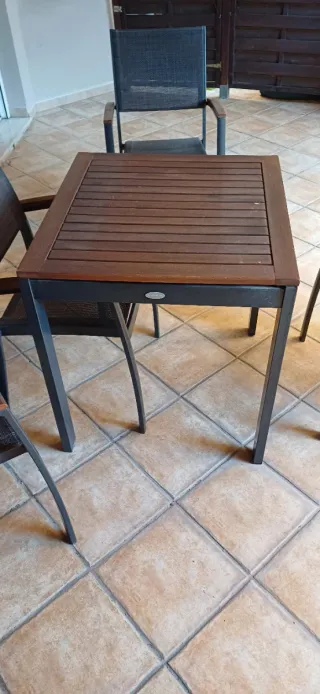 Mesa y 4 Sillas Exterior Madera y Metal