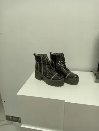 Botas de plataforma con cordones