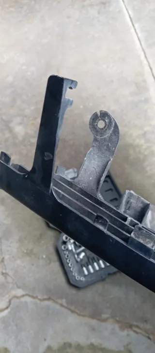 Parrilla Ford Focus mk1