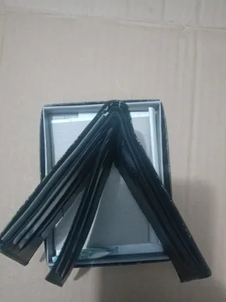 Cartera Billetera Piel Negra y Verde