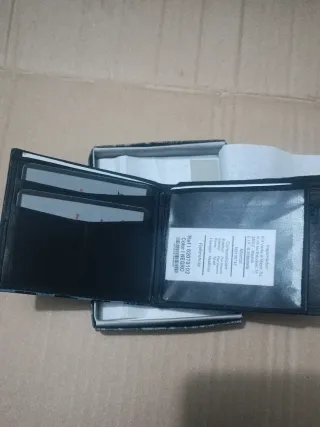 Cartera Billetera Piel Negra y Azul