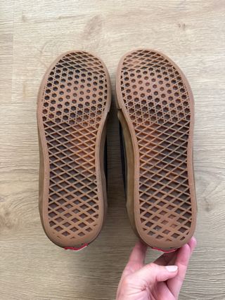 Zapatillas Vans Negras y Marrones