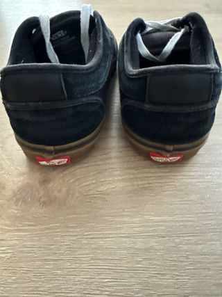 Zapatillas Vans Negras y Marrones