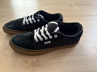 Zapatillas Vans Negras y Marrones