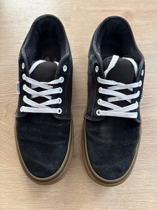 Zapatillas Vans Negras y Marrones