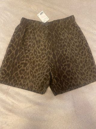 Pantalones cortos H&M estampado animal