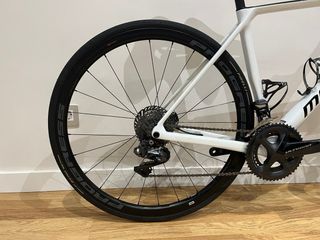 Megamo Raise Ultegra DI2