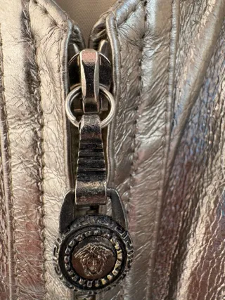 Gilet Gianni Versace argentato in pelle