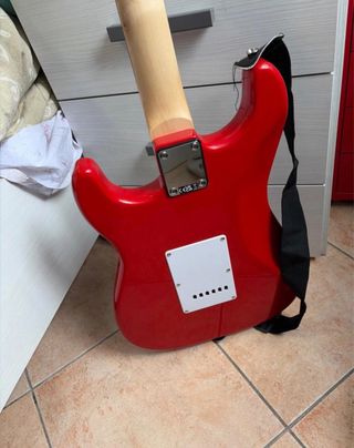Chitarra Elettrica Rossa