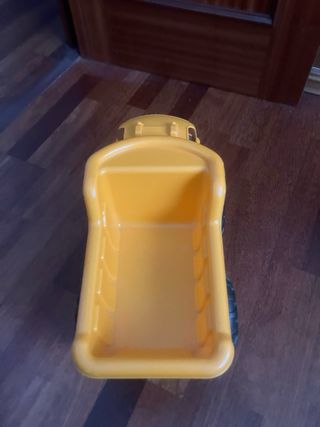 Camión de Juguete Amarillo