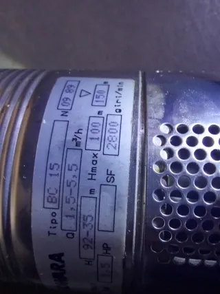 Bomba Monofásica de Sondeo. Nunca se ha utilizado.