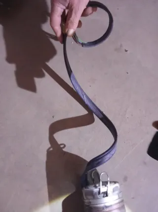 Bomba Monofásica de Sondeo. Nunca se ha utilizado.