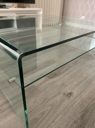 Mesa de centro de cristal para salón