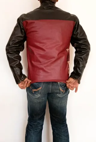 Cazadora motera cuero sintético Talla M