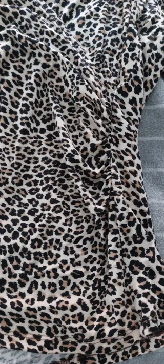 Camiseta Leopardo Cappuccini Fruncida Talla 40