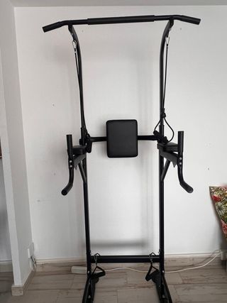 Torre multifuncional negra