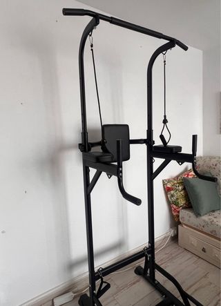 Torre multifuncional negra