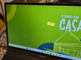 Pantalla portátil Asus MB16AC