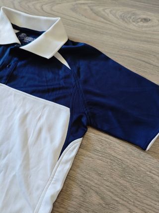 Polo Asics Azul y Blanco Talla M