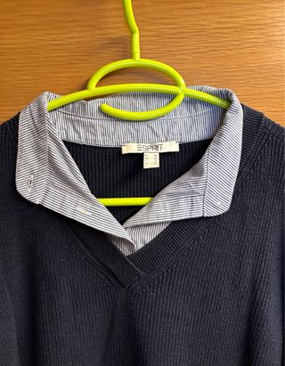 Jersey Esprit azul con camisa a rayas