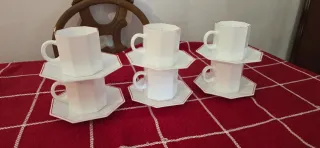 Juego de 6 tazas y platos de porcelana