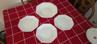 Juego de 6 tazas y platos de porcelana