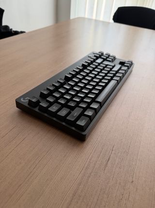 Logitech G PRO Teclado Mecánico TKL Gaming RGB