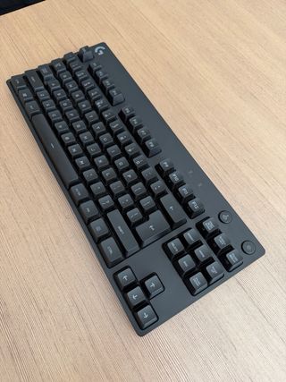Logitech G PRO Teclado Mecánico TKL Gaming RGB