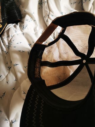 Gorra Goorin Bros Gallo Negra y Marrón