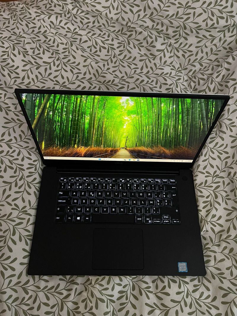 OFERTON Portátil Dell Precision 5540 Negro