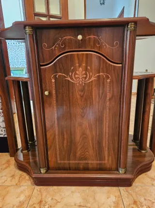 Mueble de entrada con espejo madera