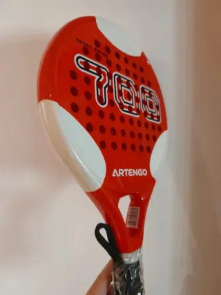 Pala pádel Artengo 700