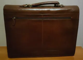 Borsa avvocato in pelle marrone nuova