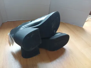 Botines tacón ancho negros