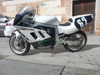 Suzuki GSXR 750cc Circuito