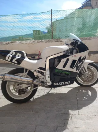 Suzuki GSXR 750cc Circuito