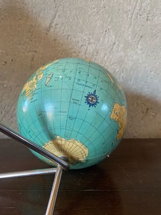 Globo Terraqueo Dalmau Carles años 60