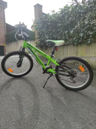 Bicicleta infantil verde WR Invader