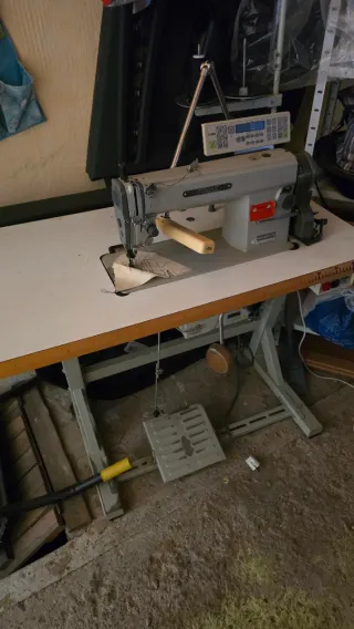 Máquina de coser industrial para zapatos