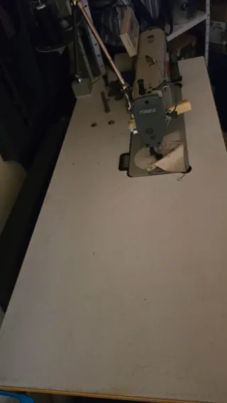 Máquina de coser industrial para zapatos