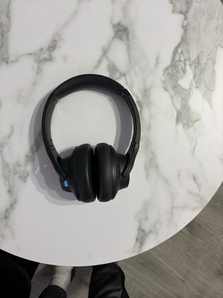 Auriculares Inalámbricos Negros