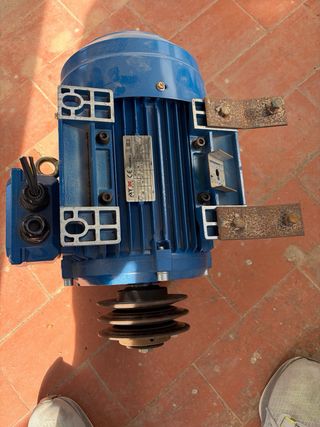 2 Motores Eléctricos ATX IE3 3PH-MT112M-